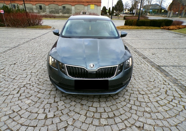 Skoda Octavia cena 65000 przebieg: 156000, rok produkcji 2017 z Ujście małe 172